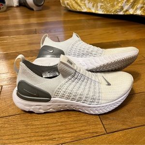 Nike React Phantom Run Flyknit